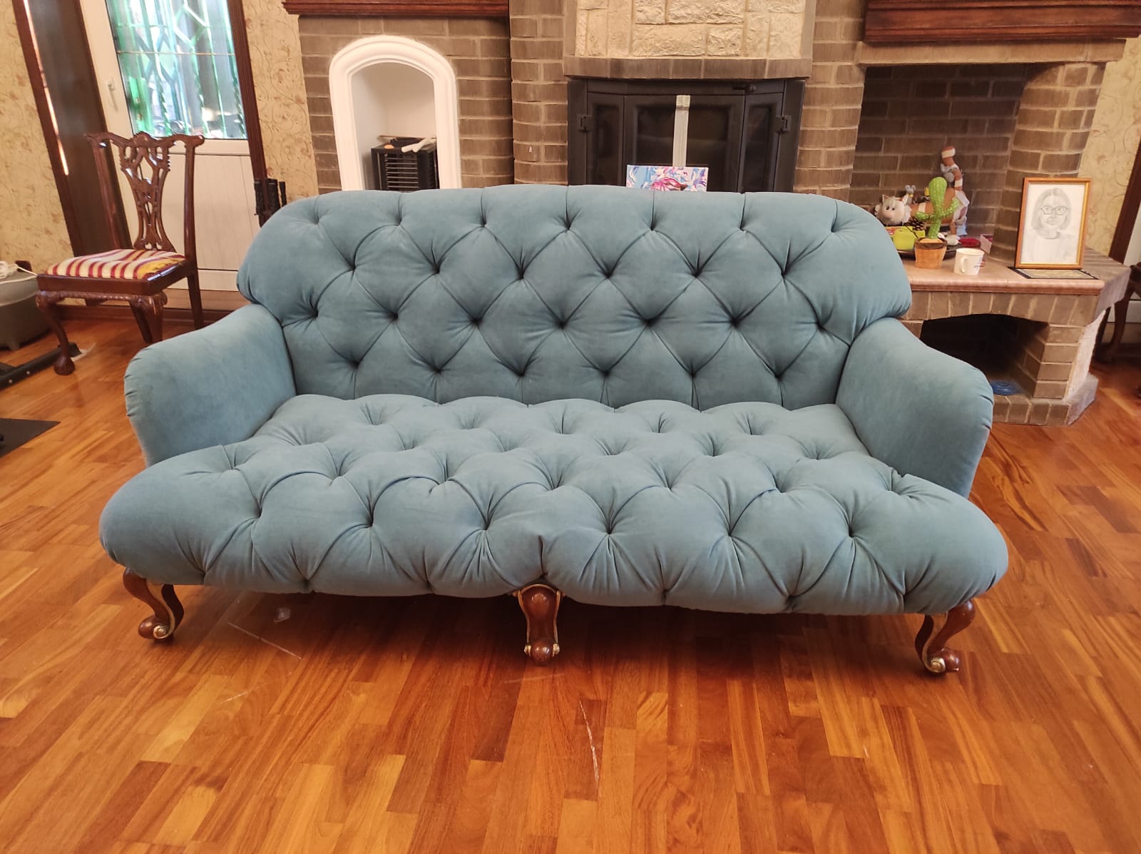 Обивка дивана. Покровское-Стрешнево 